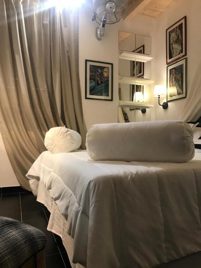 Sanctus Syrus 2 Bed & Breakfast Albenga Dış mekan fotoğraf